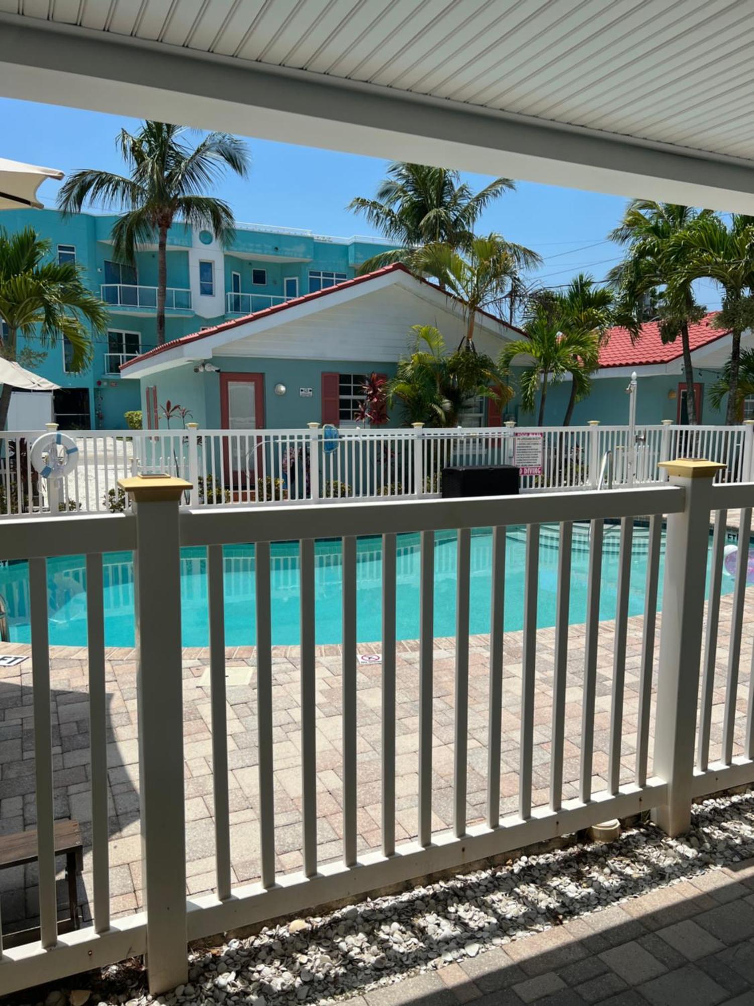 Blue Waters Treasure Island Hotel Buitenkant foto