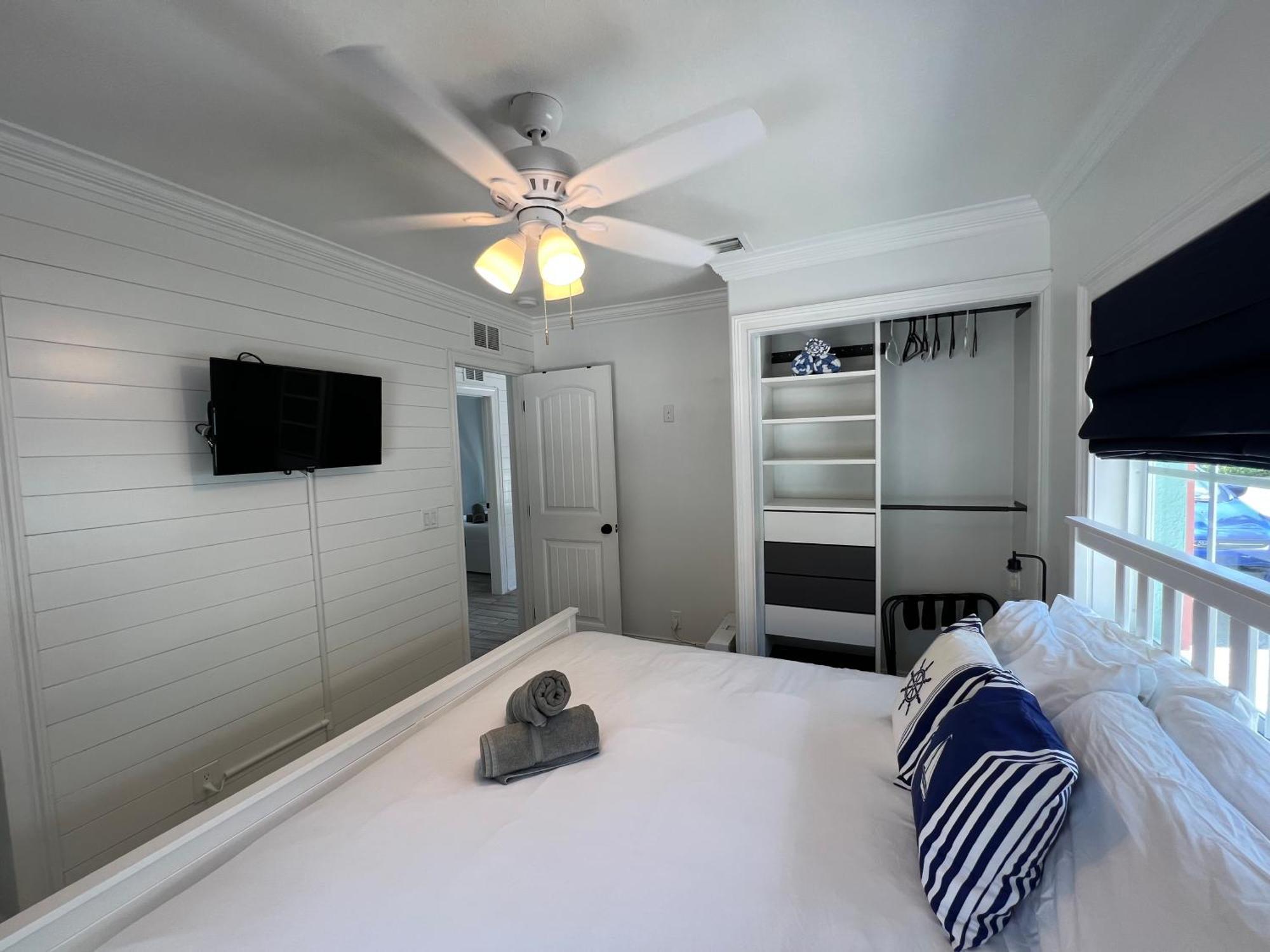 Blue Waters Treasure Island Hotel Kamer foto